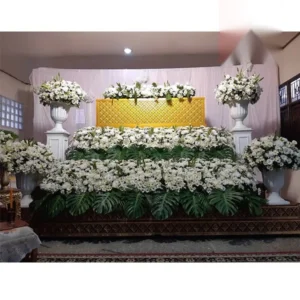 พวงหรีดดอกไม้สด ดุสิต