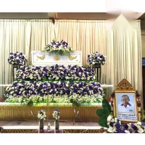 ดอกไม้งานศพในกรุงเทพ ครบ 50 เขต ส่งฟรี ทุกศาลา ทุกวัด ทุกเขต 7 พวงหรีดลาดพร้าว